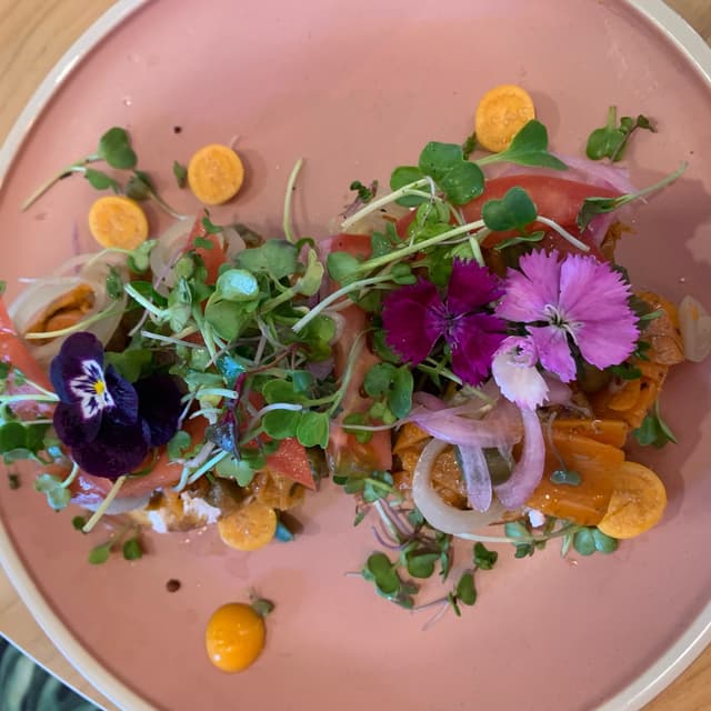 Photo of the dish “Vegan Bagel Option”