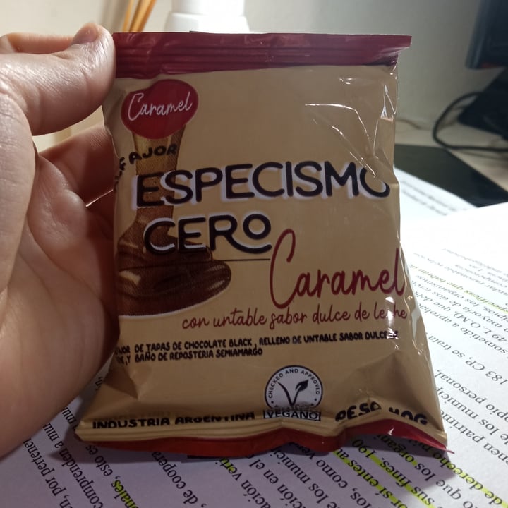 photo of Un Rincón Vegano Alfajor Especismo Cero-Caramel shared by @nazamartinez on  19 Nov 2022 - review