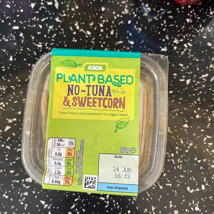 photo of Asda Plant Based  no tuna and sweetcorn shared by @rhiannondiamxnd on  28 Oct 2022 - review