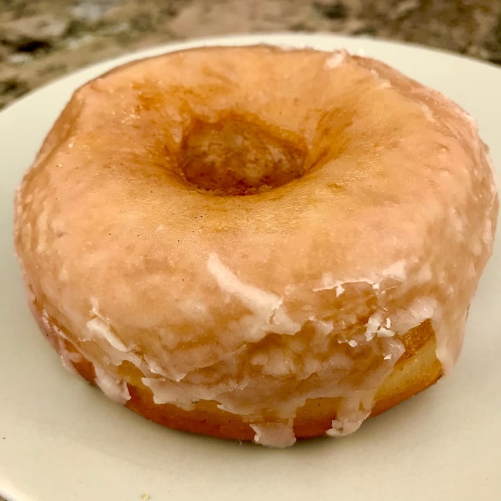 photo of Doe Donuts Pumpkin Pie Filled Donut shared by @pdxveg on  10 Oct 2020 - review