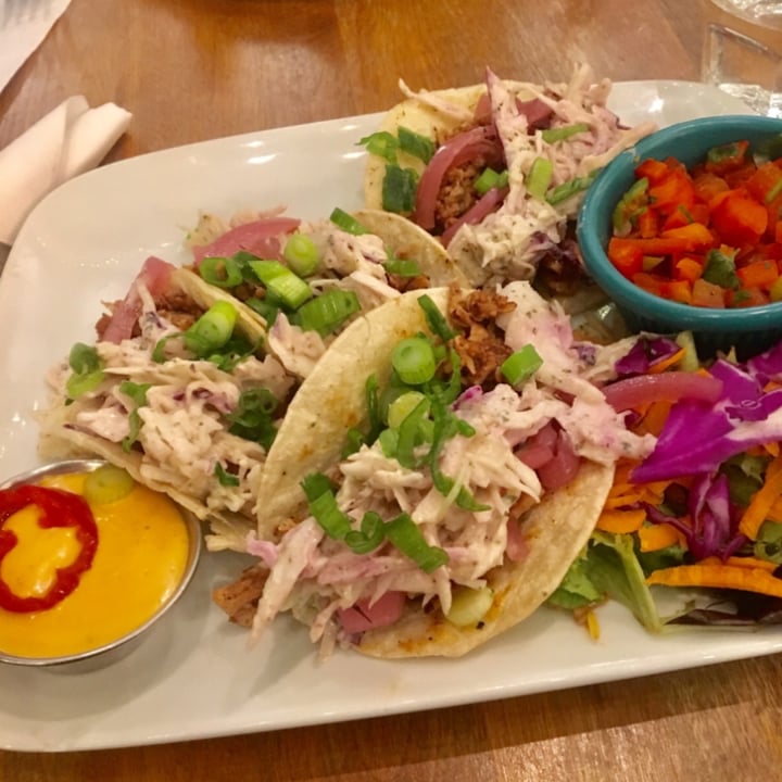 photo of Antidote Bouffe Végane Pvt tacos shared by @annesob on  16 Nov 2021 - review