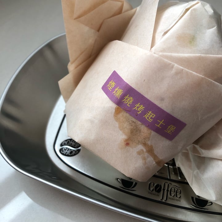 review photo of 派特漢堡 煙燻燒烤起士堡 smoky bbq cheese burger shared by @xxxiaxxx on 31 Jan 2023 - review