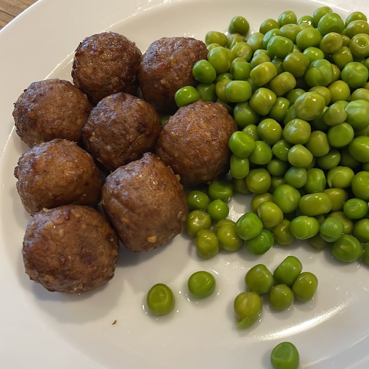 photo of IKEA Roma Anagnina Huvudroll Plant Balls shared by @francescavilla on  01 Oct 2022 - review