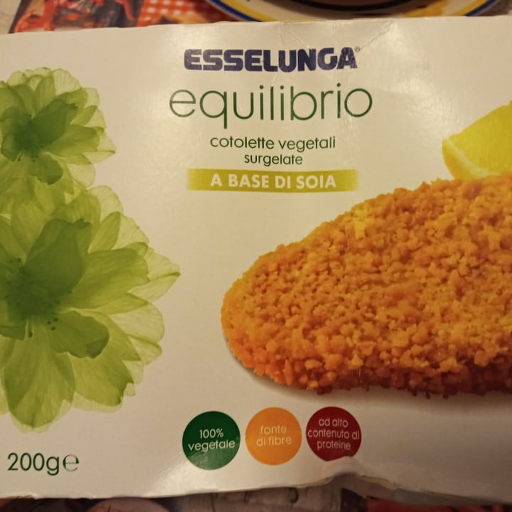 photo of  Esselunga Cotolette vegetali surgelate a base di soia shared by @ire2000 on  01 Oct 2020 - review