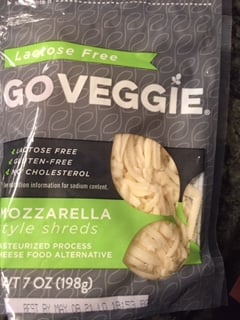 review photo of GO VEGGIE go veggie mozzerella shared by @dlouhyveg on 31 Dec 2020 - review