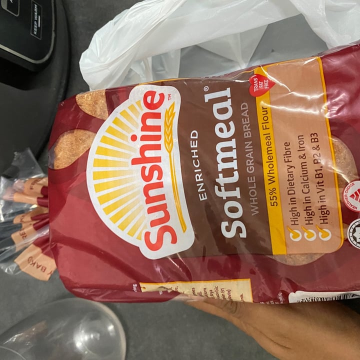 photo of Sunshine Bakeries  Enriched Softmeal® Whole Grain (400g) shared by @ahsne on  29 May 2021 - review