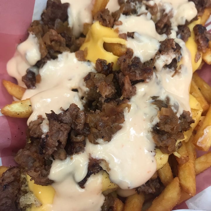 photo of Goy’s Burgers Predator fries shared by @carolinasuarez on  21 Jun 2021 - review