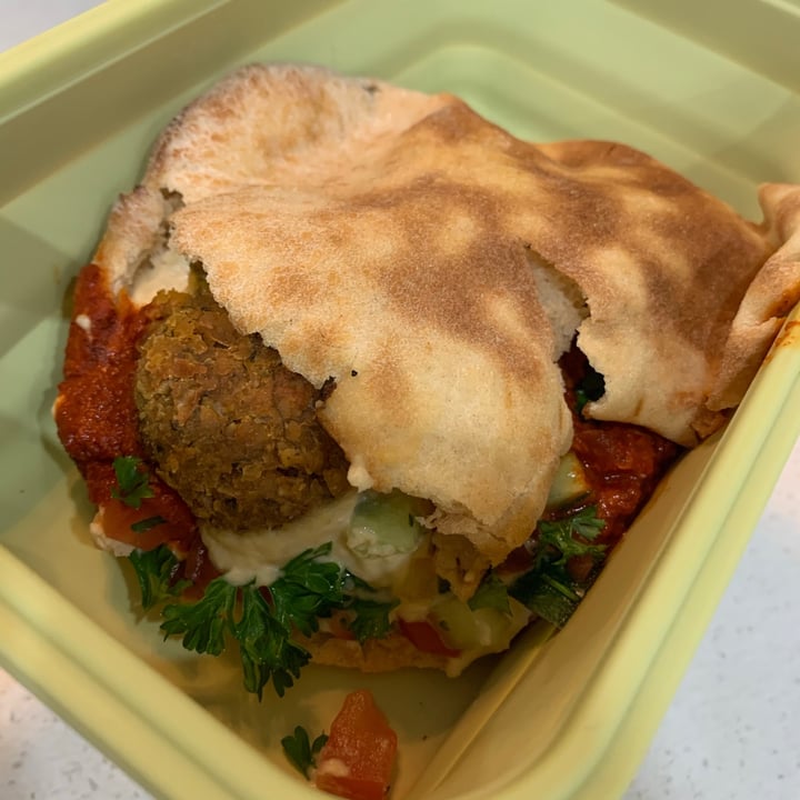 photo of Pita & Olives Falafel Pita shared by @yumyuminmytumztumz on  25 Apr 2021 - review