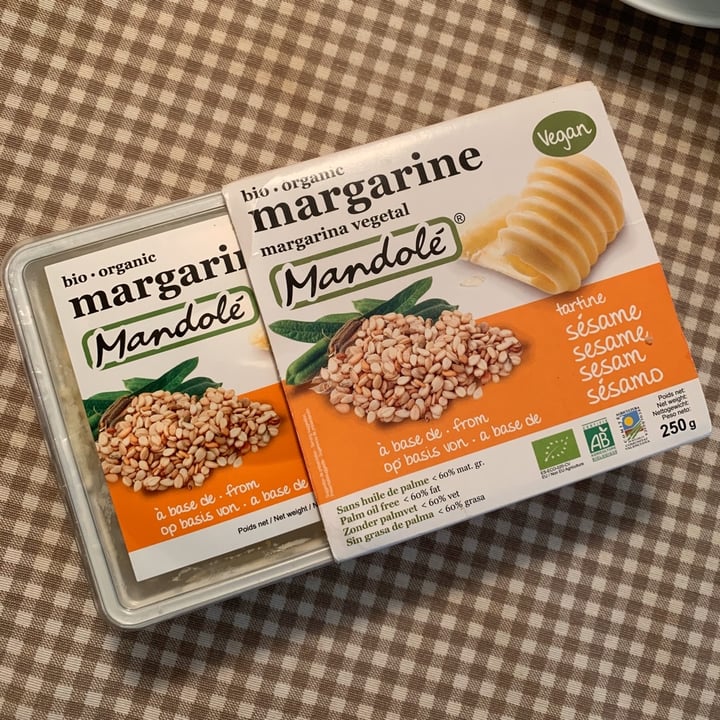 photo of Mandolé Vegan Butter - Sesame Margarine shared by @mireiaraga on  16 Nov 2019 - review