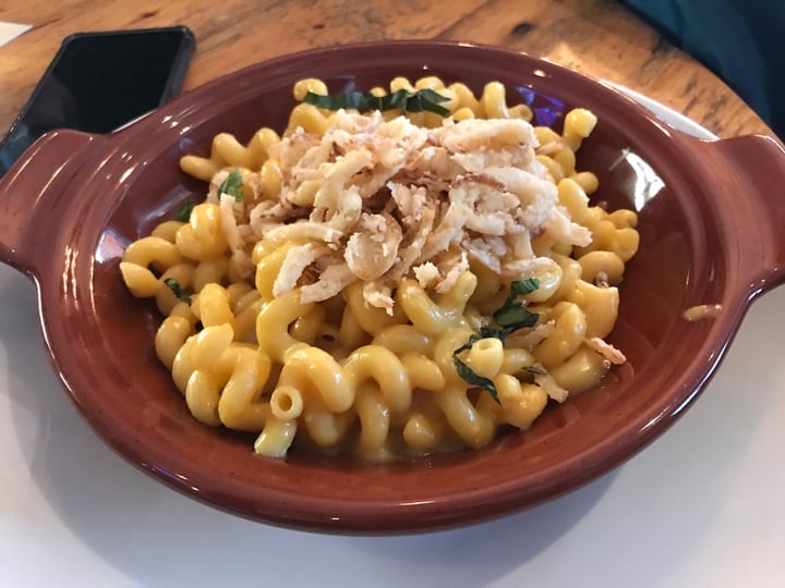 photo of The Howe Daily Kitchen & Bar Vegan Mac and Cheese shared by @dianna on  22 Oct 2019 - review