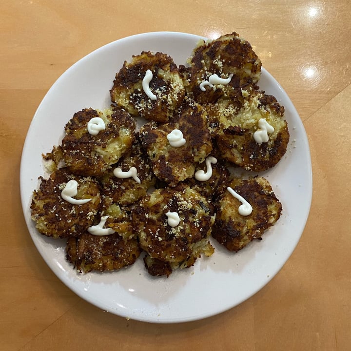 photo of PLANTA Queen | New York Cauliflower Tots shared by @janetisvegan on  19 Jun 2021 - review
