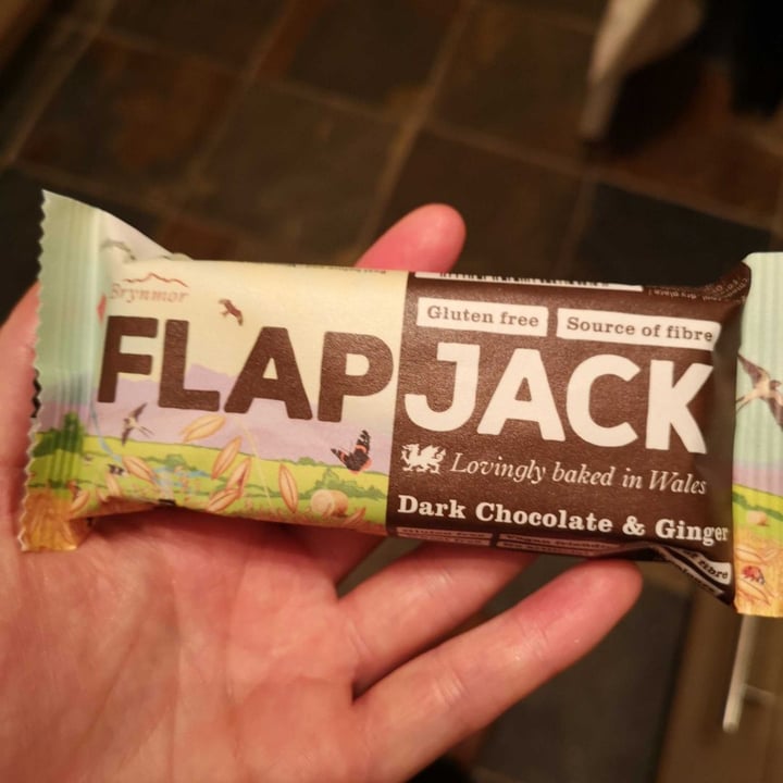 photo of Brynmor Brynmor Dark chocolate & Ginger Flapjack shared by @aquietmenace on  22 Jan 2020 - review