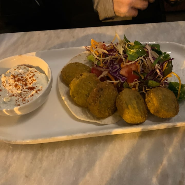 photo of Botanica Lab Cucina Falafel shared by @unejanie on  06 Oct 2021 - review
