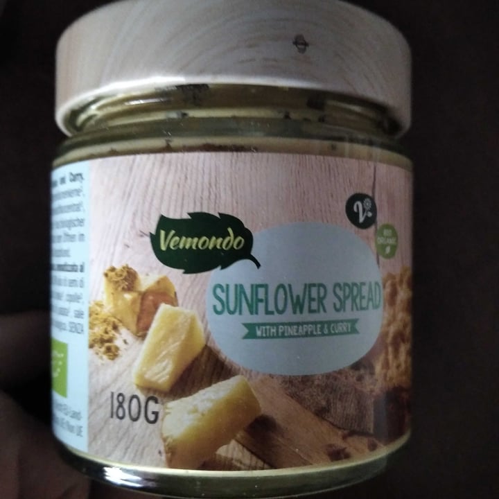 review photo of Vemondo Sunflower Pineapple and Curry Spread shared by @alessandramarquez on 17 Apr 2021 - review