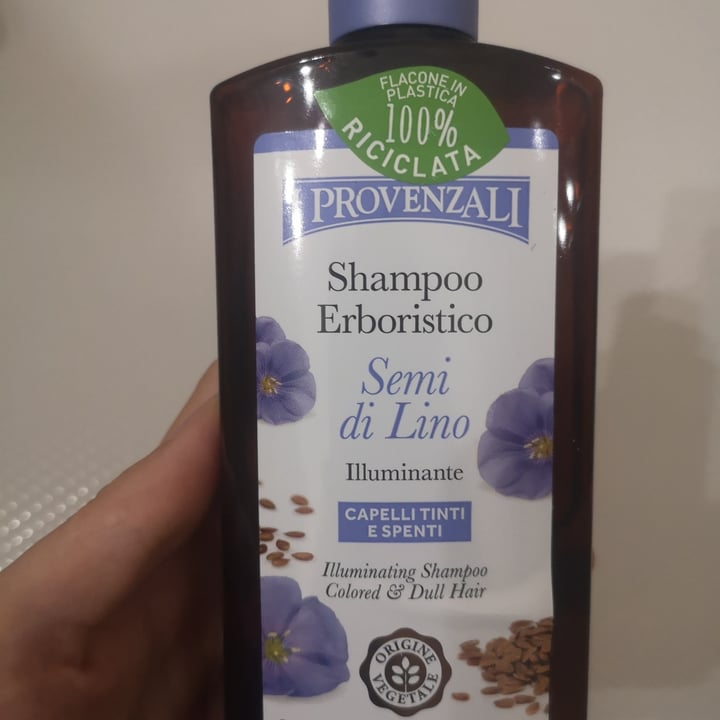 photo of I Provenzali Shampoo Erboristico Ai Semi Di Lino shared by @saraphoenix92 on  13 May 2021 - review