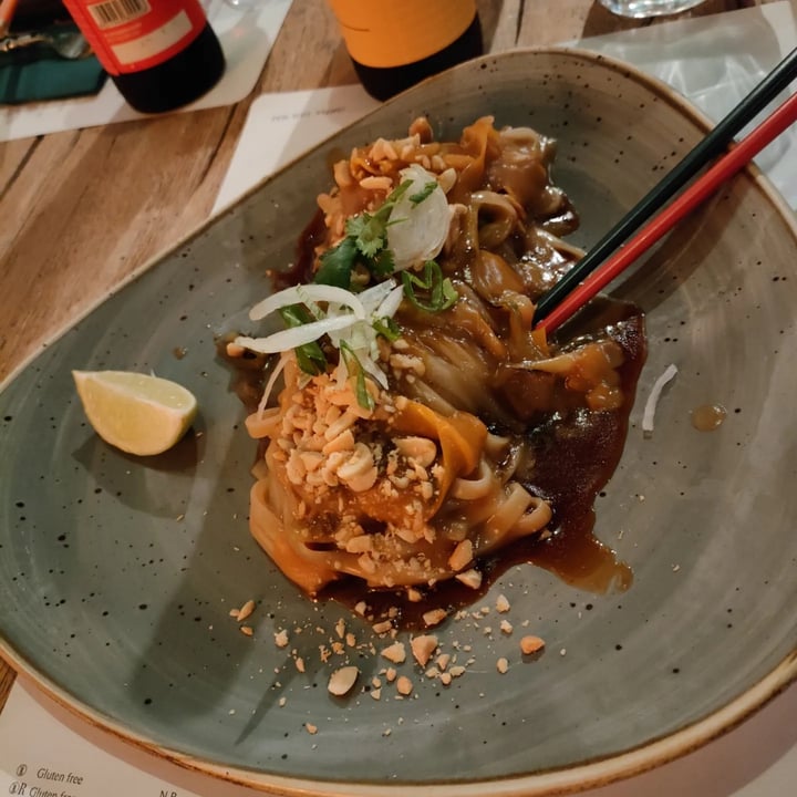 review photo of Romeow Cat Bistrot Pad Thai shared by @chiara1966 on 17 Jun 2022 - review