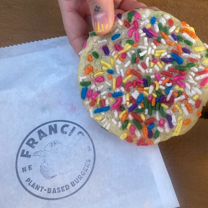 photo of Francis Rainbow Sprinkle Cookie shared by @hnmk on  03 May 2022 - review