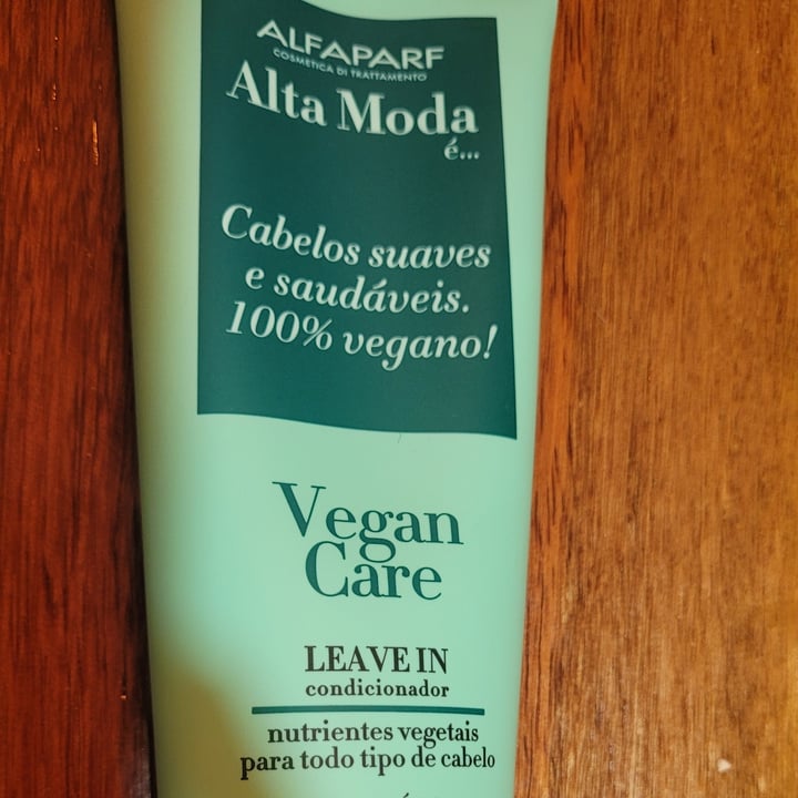 photo of Alfaparf Alta Moda Condicionador Leave In shared by @vanessafantinelli on  04 Jul 2022 - review