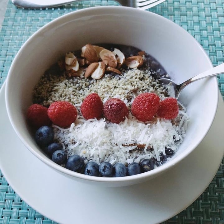 photo of HEB Organics Berries shared by @karydani on  05 Jun 2021 - review