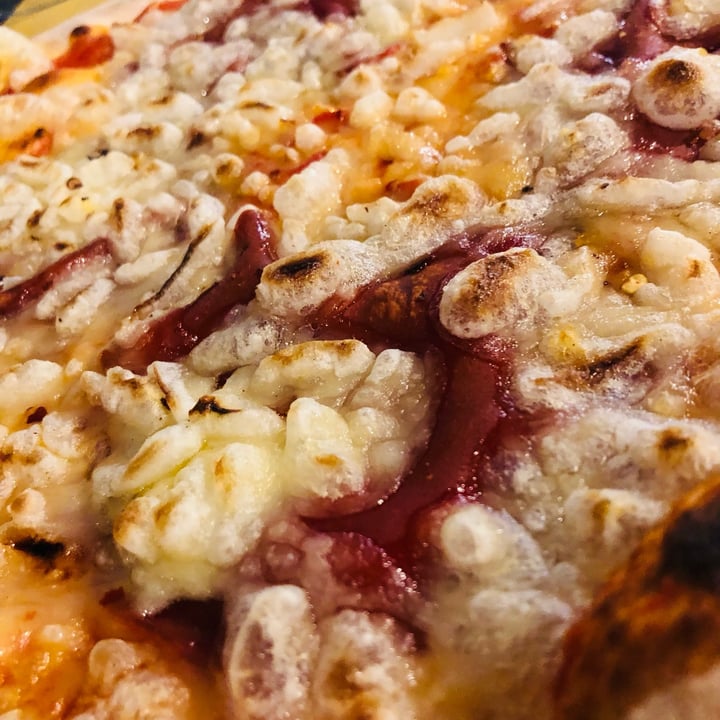 photo of Pizzeria Frontoni Pizza Diavola shared by @crisvegana on  17 Jun 2022 - review