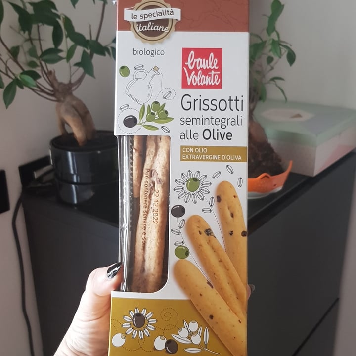 photo of Baule volante Grissotti Semintegrali Alle Olive shared by @mihldkae on  14 Jul 2022 - review