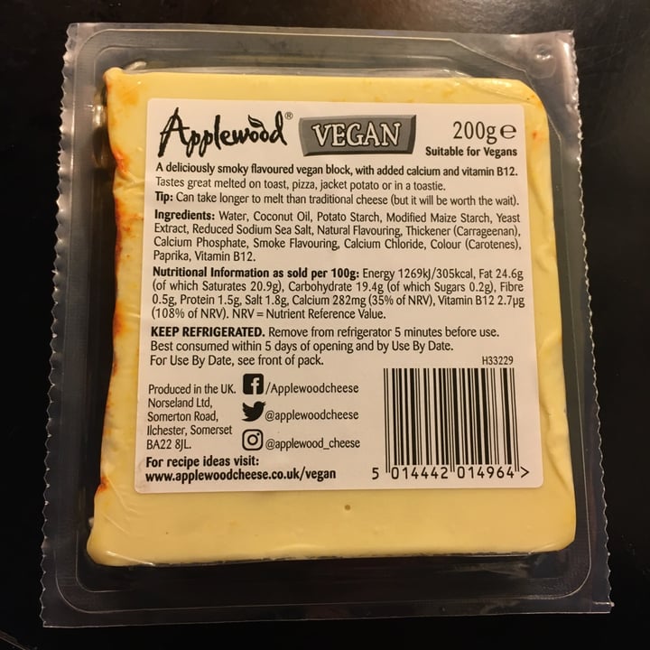 photo of Applewood Applewood Vegan Smoky Cheese Alternative  shared by @emmajwheeler on  16 Oct 2020 - review