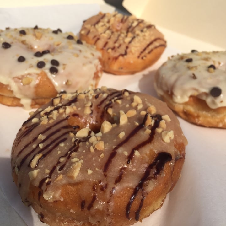 photo of Donut Corp. Donas veganas shared by @yesse1744 on  03 May 2020 - review