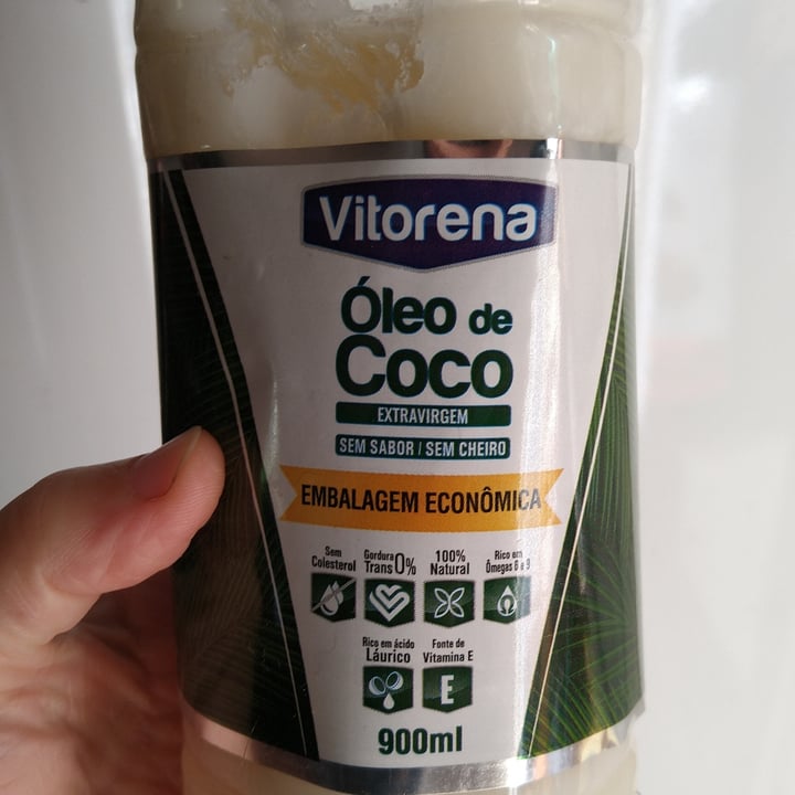 photo of Vitorena Óleo de Côco Extra Virgem Sem Sabor Sem Cheiro 900 ml shared by @fazendoevivendo on  19 Apr 2022 - review