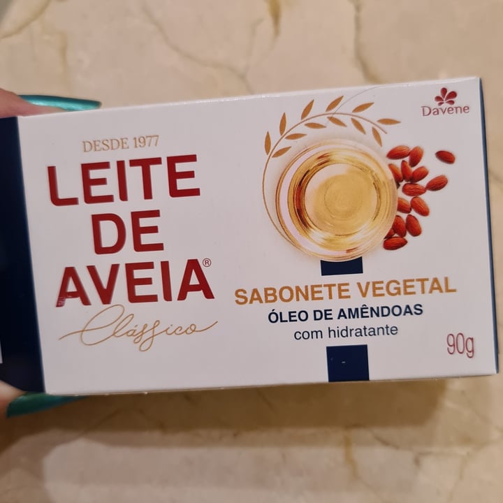 photo of Davene Leite De Aveia Sabonete Vegetal óleo de amêndoas shared by @vivianmaximo on  10 Jan 2022 - review