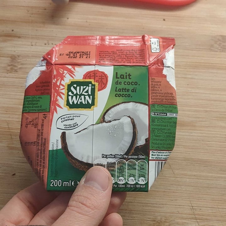 photo of Suzi Wan Latte di noce di cocco shared by @loredima94 on  12 Mar 2022 - review