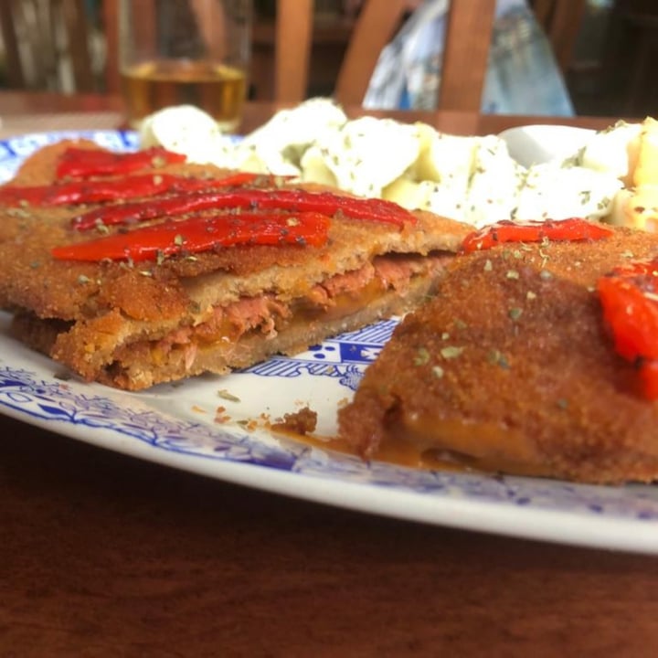 review photo of Mostaza Y Media Cachopo De Seitan Relleno shared by @rcrdani on 29 Mar 2022 - review