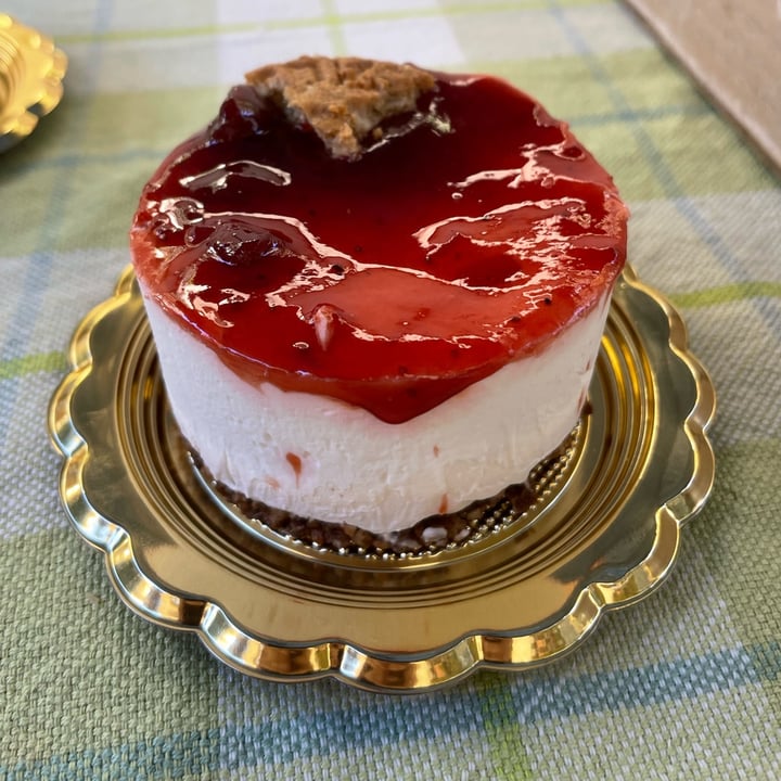 photo of Gelateria PeterPan Cheesecake Alla Fragola shared by @msr95 on  24 Apr 2022 - review