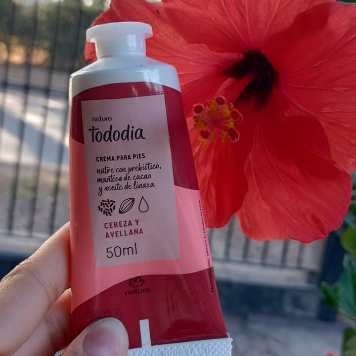 review photo of Natura tododia Crema para pies TODODIA Cereza y Avellana shared by @luujimenezz on 30 Nov 2022 - review