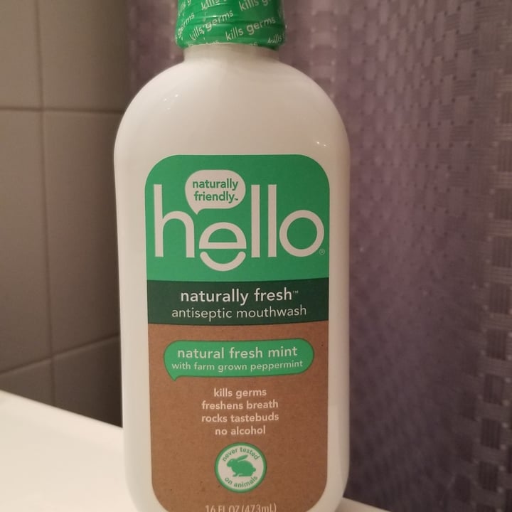 photo of Hello Naturally Fresh Antiseptic Mouthwash shared by @jonedoe007 on  25 Aug 2020 - review