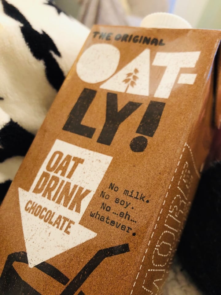 review photo of Oatly Oat Drink Chocolate shared by @laurax112 on 27 Apr 2019 - review