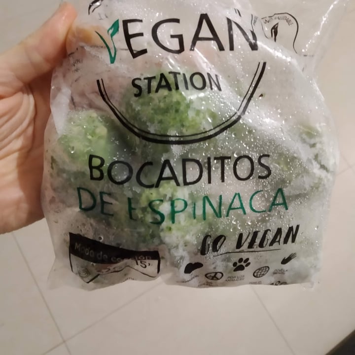 photo of Vegan station Bocaditos de espinaca shared by @barweimberg on  24 Jun 2022 - review