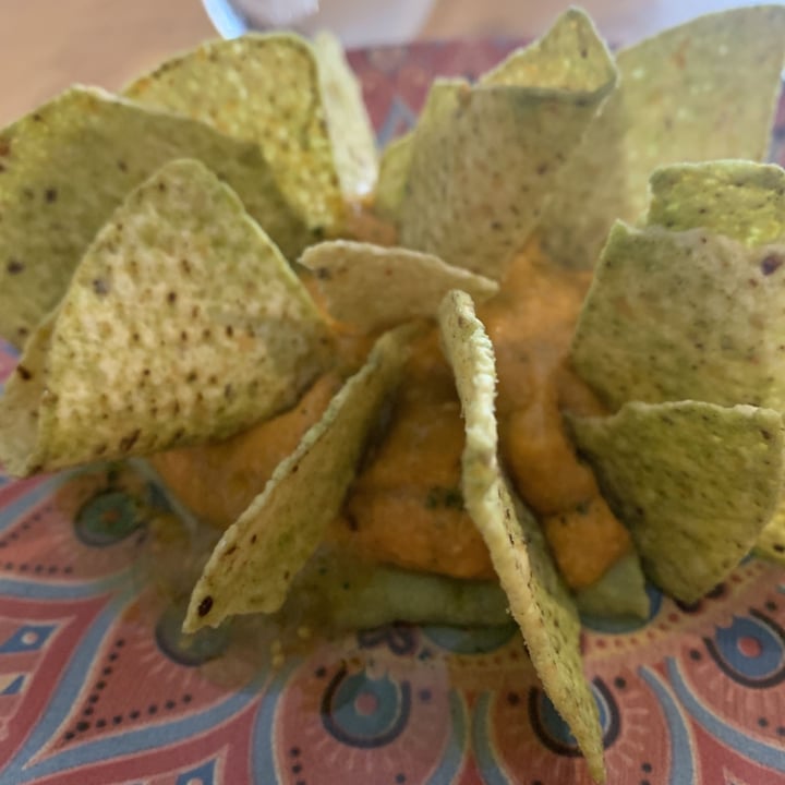 review photo of Lolín Café Gastrobar Humus de Lentejas Rojas y Boniato shared by @merybadalona on 12 Jun 2021 - review