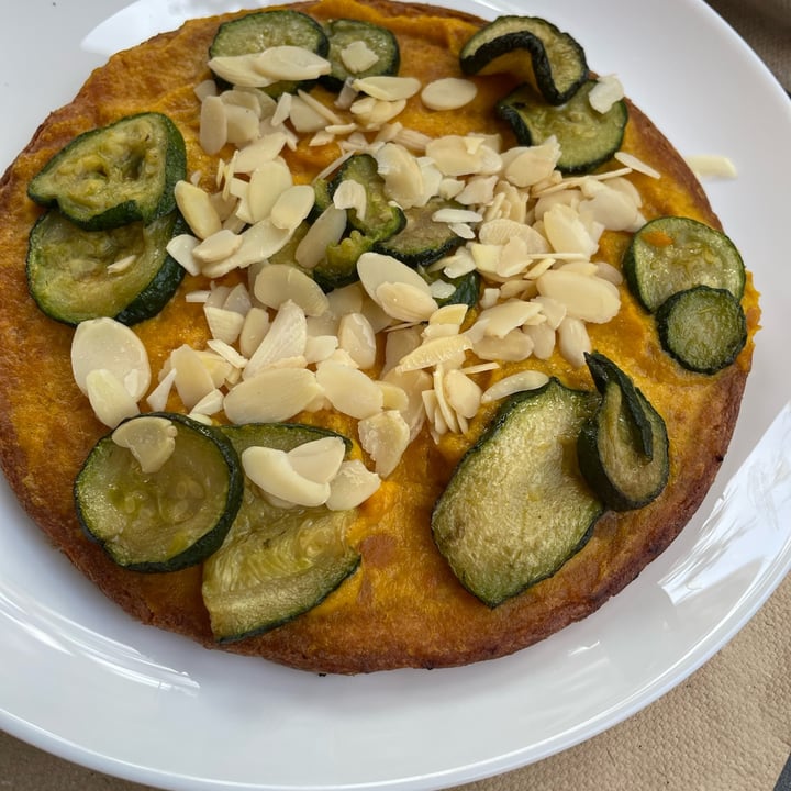 review photo of Efrem - Caffetteria, Pasticceria, Cucina Farinata crema di zucca, formaggio, zucchine e mandorle shared by @giorgiacaramellino on 28 Oct 2022 - review
