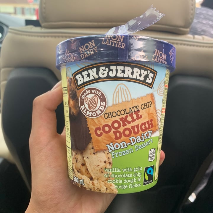 photo of Ben & Jerry's Chocolate Chip Cookie Dough Non-Dairy Frozen Dessert shared by @jeslynpopp on  12 Sep 2021 - review
