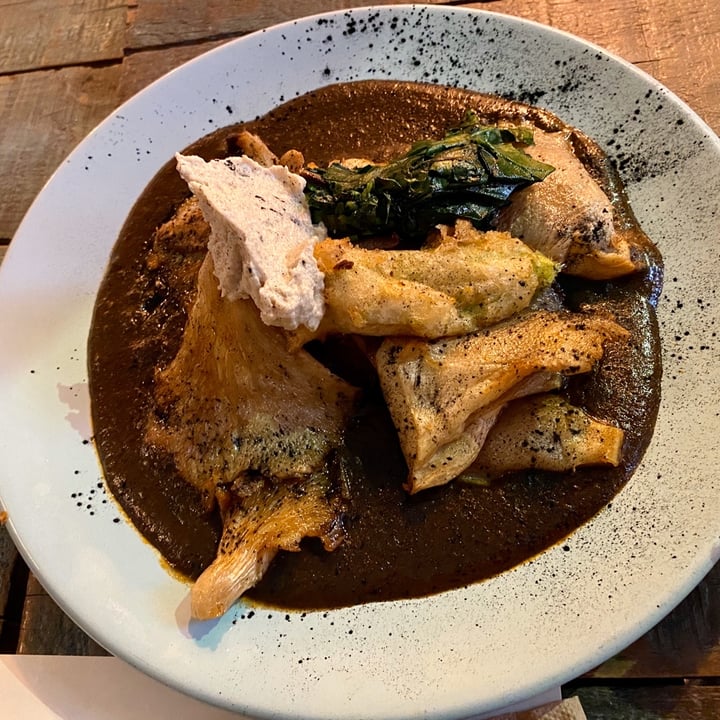 photo of Forever Vegano Setas en Mole shared by @nallelu on  19 Jan 2020 - review