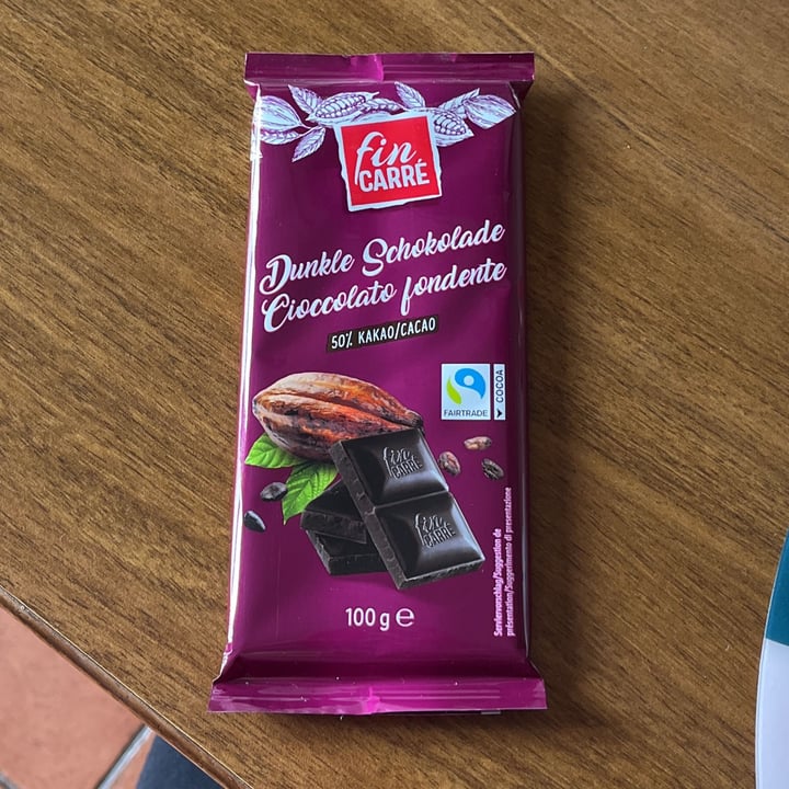 photo of Fin Carré Cioccolato fondente 50% shared by @gibbalena96 on  31 Jan 2022 - review