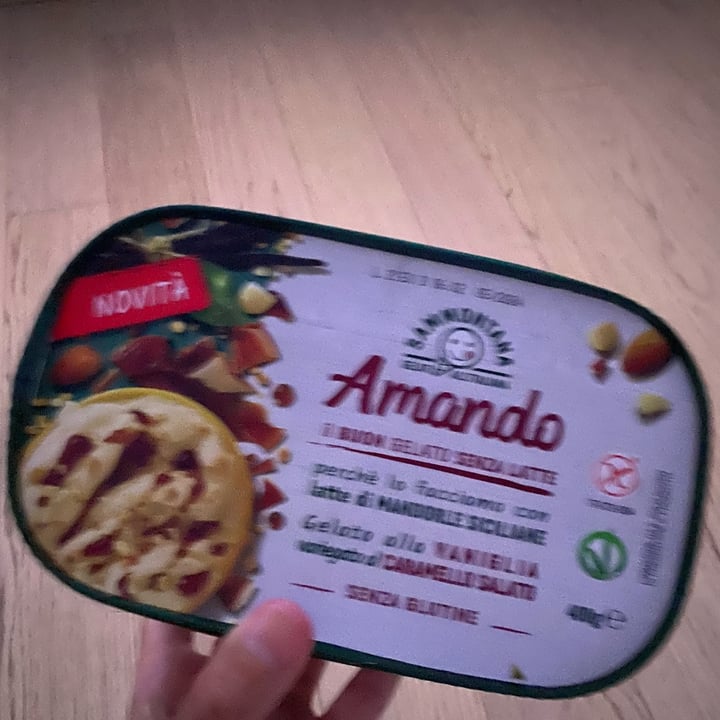 photo of Sammontana gelato vaniglia caramello salato shared by @verina on  18 Aug 2022 - review