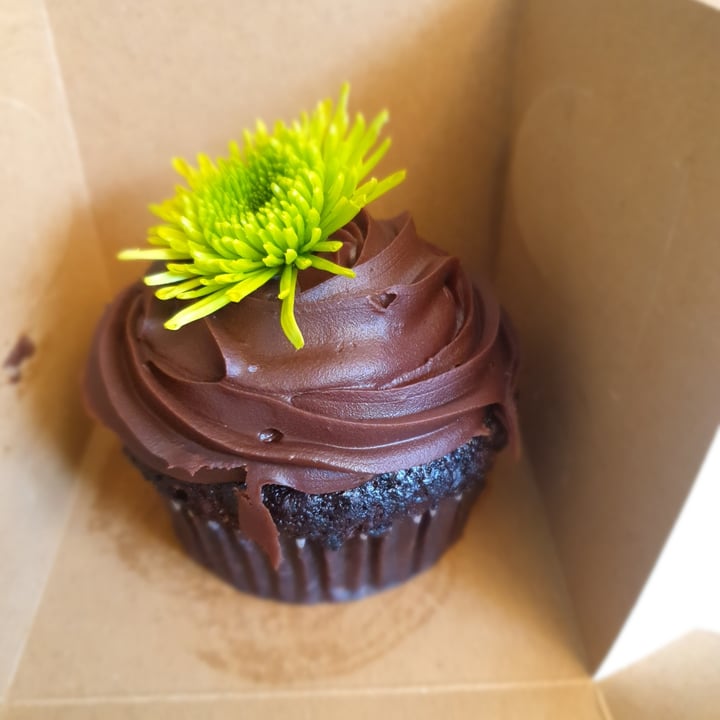 photo of Charly's Bakery Vegan Cupcakes shared by @tilana85 on  26 Nov 2020 - review