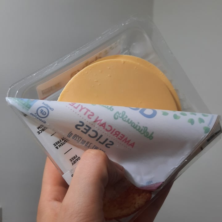 photo of Daiya American Style Slices shared by @greasy-vegan on  17 Oct 2020 - review