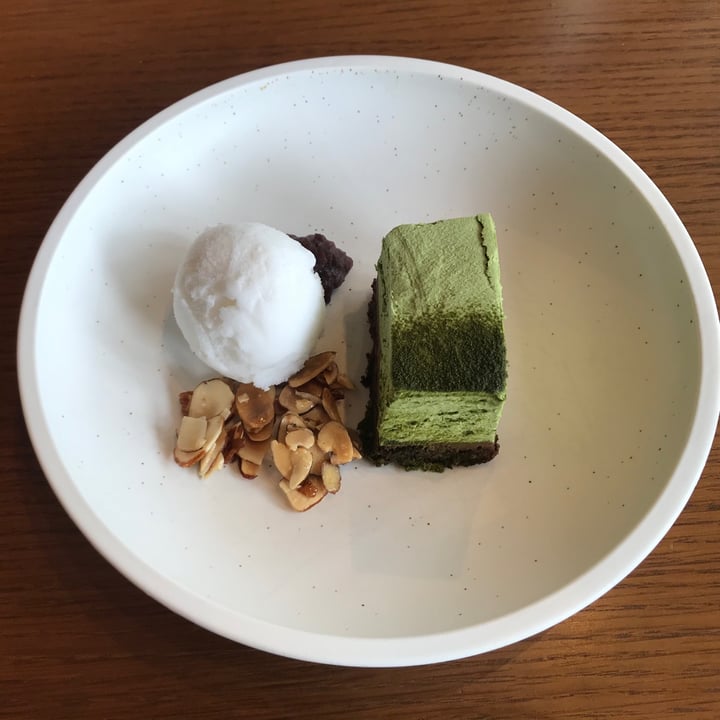 photo of EMPRESS Never Too Matcha shared by @benjamins on  15 Mar 2021 - review