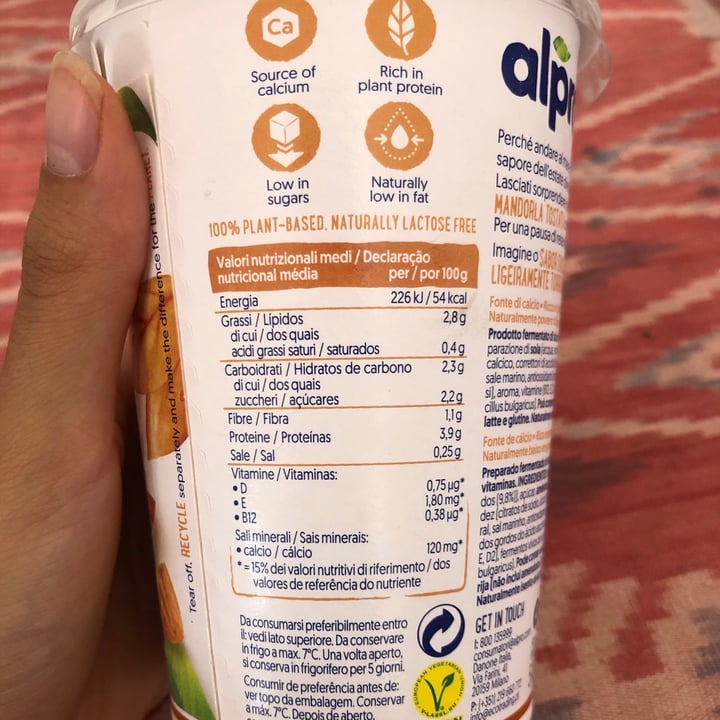 photo of Alpro Yogurt Natural de Almendras shared by @satyavegan on  08 Sep 2020 - review