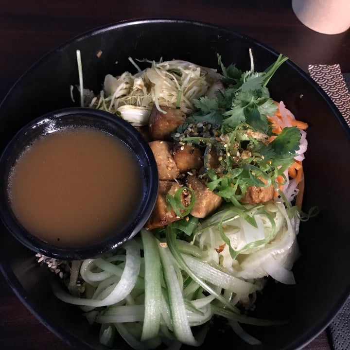 photo of Bōru Bowl Bar 3 . hot tofu vegan bowl shared by @elisapedicone on  01 Apr 2022 - review