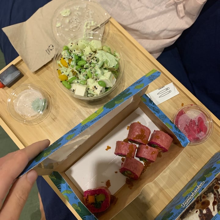 review photo of Temakinho Florence Strozzi Poke naturaleza e maki shared by @camillaradaelli on 04 Nov 2020 - review