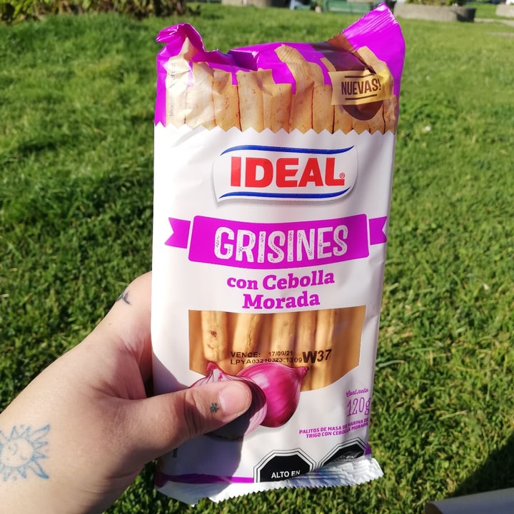 photo of ideal Grisines Cebolla Morada shared by @tamittoe on  16 Jun 2021 - review