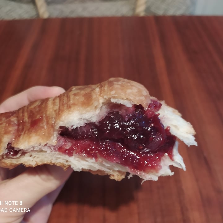 photo of Pasticceria Ninin Croissant Vegano shared by @erica2290 on  22 Oct 2021 - review